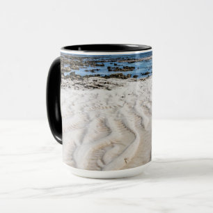 Serene Coastal Low-Tide Landschaftlich Landschaft  Tasse