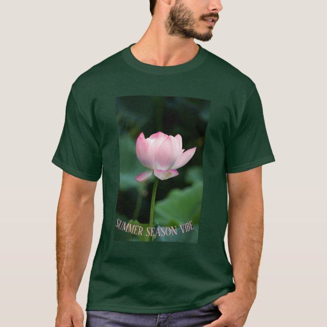 Serene Pink Lotus Blume Sommersaison nach Maß T-Shirt (Vorderseite)