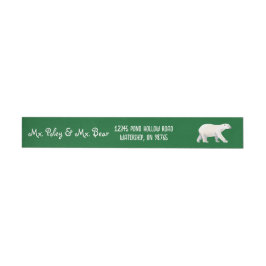 Serene Polar Bear auf Green
