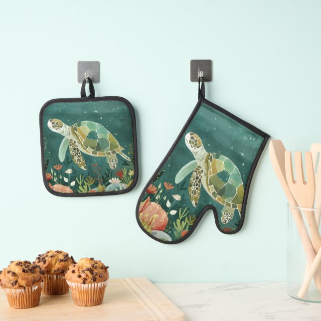 Serene Sea Turtle: Unterwasseroase Ofenhandschuh & Topflappen-Set (Insitu (Hängend))