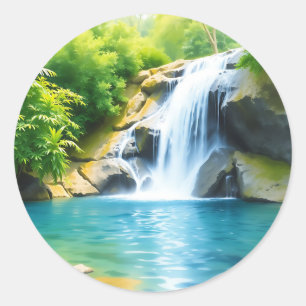 Serene Waterfall Cascading Runder Aufkleber