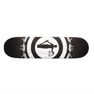 Serienhuntress-Skateboard 2 Skateboard