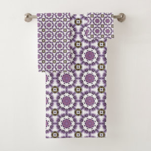 Serviette à motif mandala géométrique violet et bl