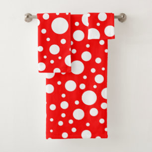 Serviette de bain aux points rouges