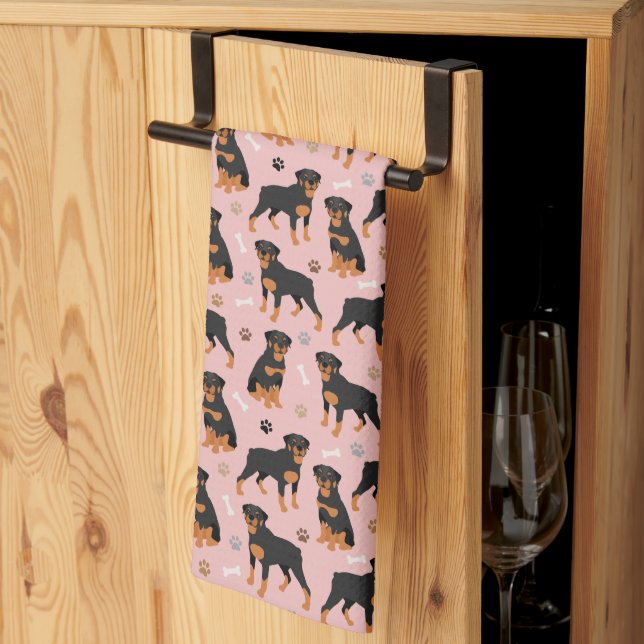 Serviette de cuisine Rottweiler os et pattes de ch (Pliage en tiers)