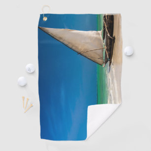 Serviette De Golf Bateau de pêche traditionnel sur la plage