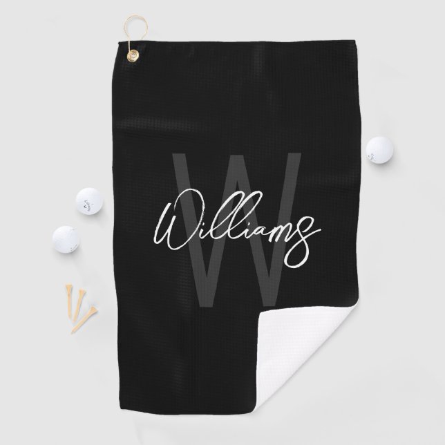 Serviette De Golf Black Modern Script Personnalisé Monogramme et nom (En situation)