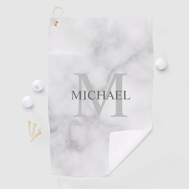 Serviette De Golf Monogramme classique personnalisé et nom en marbre (En situation)