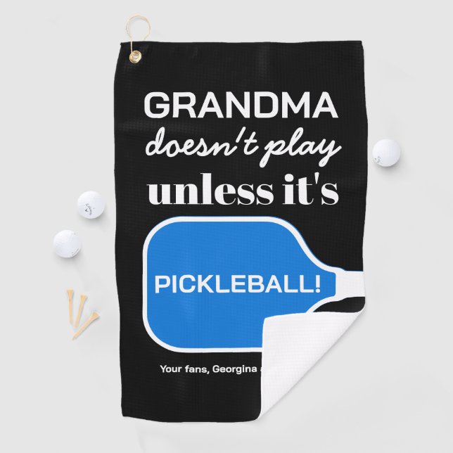 Serviette De Golf Typographie personnalisée Funny Grandma Pickleball (En situation)
