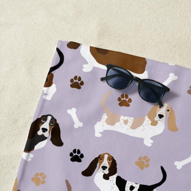 Serviette De Plage Basset Hound Chig Bones et Paws Beach Towne (En situation)