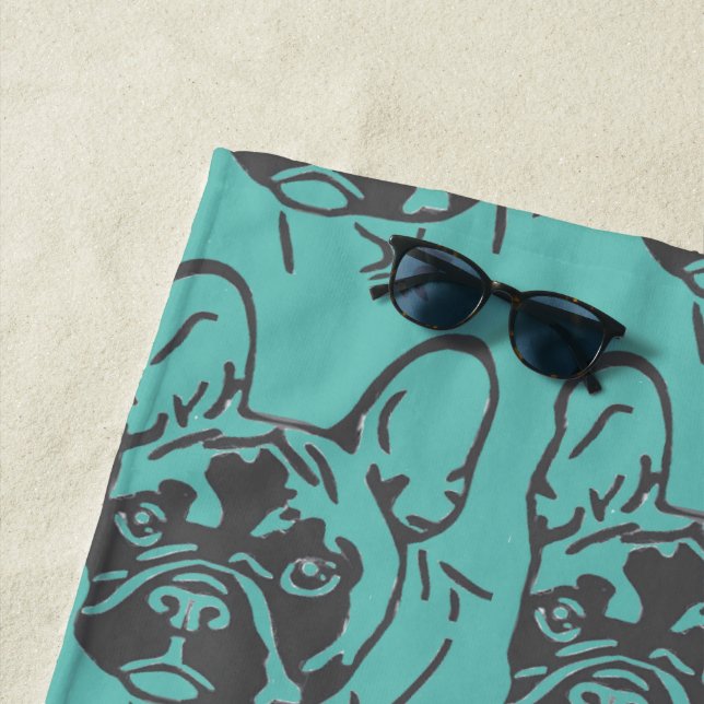 Serviette de plage bouledogue français (En situation)