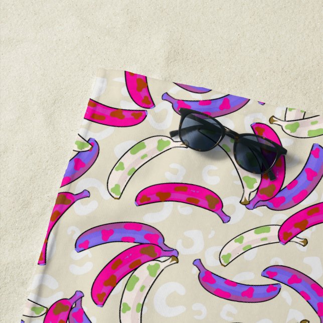 SERVIETTE DE PLAGE DE BANANA LUXE ROSE (En situation)