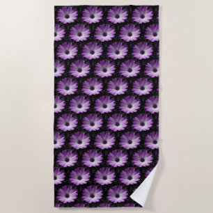 Serviette de plage de fleurs mauve
