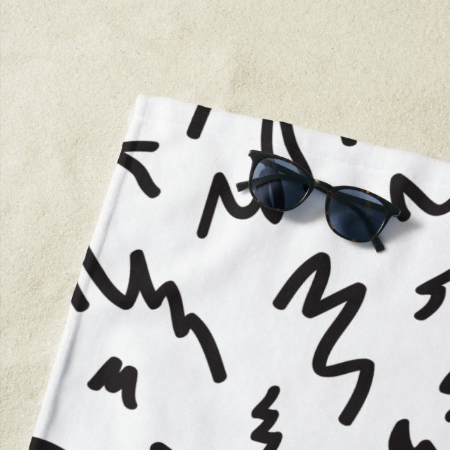 Serviette De Plage Élégant noir et blanc moderne (En situation)