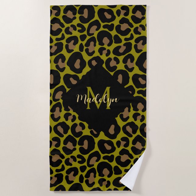 Serviette De Plage Elegant olive green and black leopard Monogrammed  (Devant)