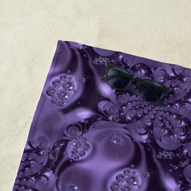 Serviette De Plage Élégante étincelle Royale Purple Liquide (En situation)