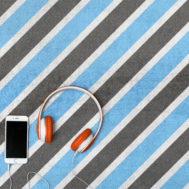 Serviette De Plage Gris bleu ciel moderne rayures diagonales (Créateur téléchargé)