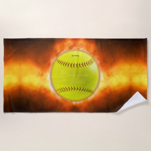Serviette De Plage Les flammes de balle rapide de softball jaune de S