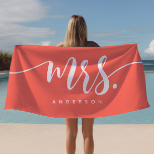 Serviette De Plage Madame Coral Et Blanche Nouvellement Mariée Person