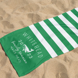 Serviette De Plage Monogramme vert de baleine nautique