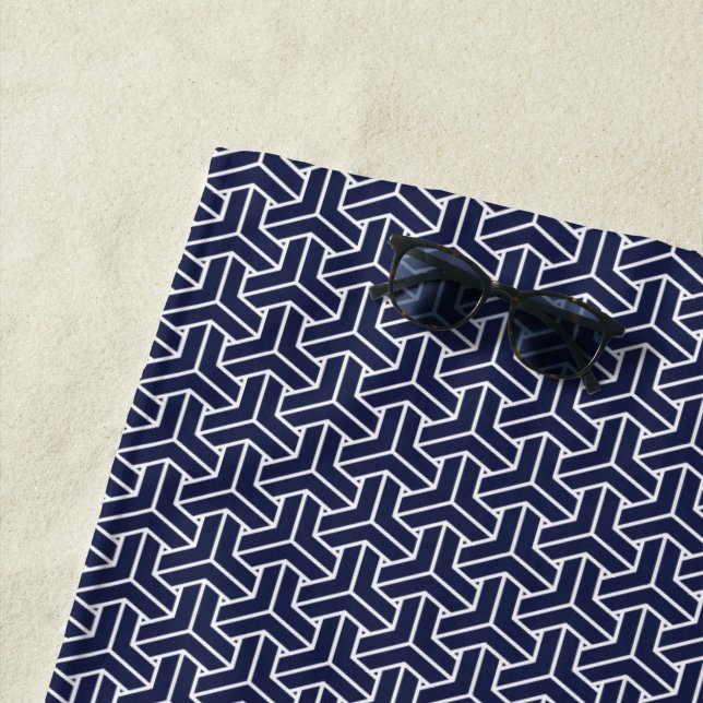 Serviette De Plage Motif de Bishamon Oriental Navy Bleu Blanc Japon (En situation)