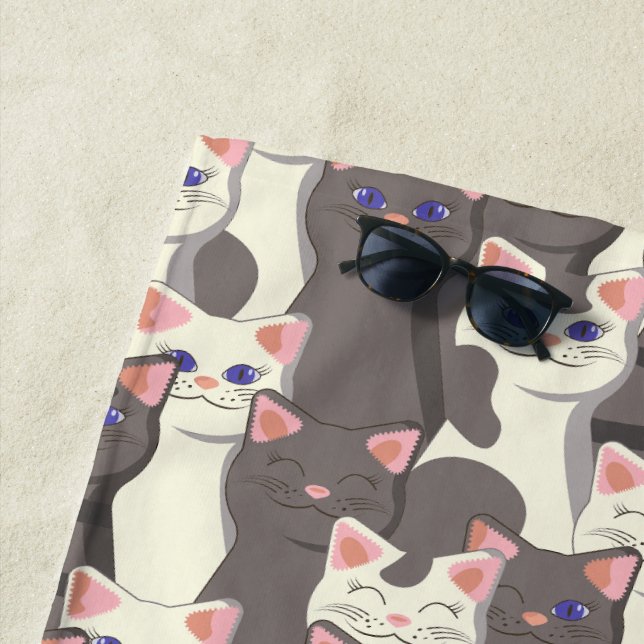 Serviette De Plage Motif de chats blancs et gris (En situation)