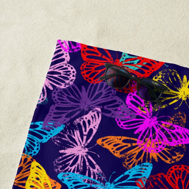 Serviette De Plage Motif de papillons multicolores (En situation)