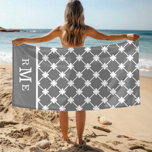 Serviette De Plage Motif géométrique gris monogramme blanc modifiab