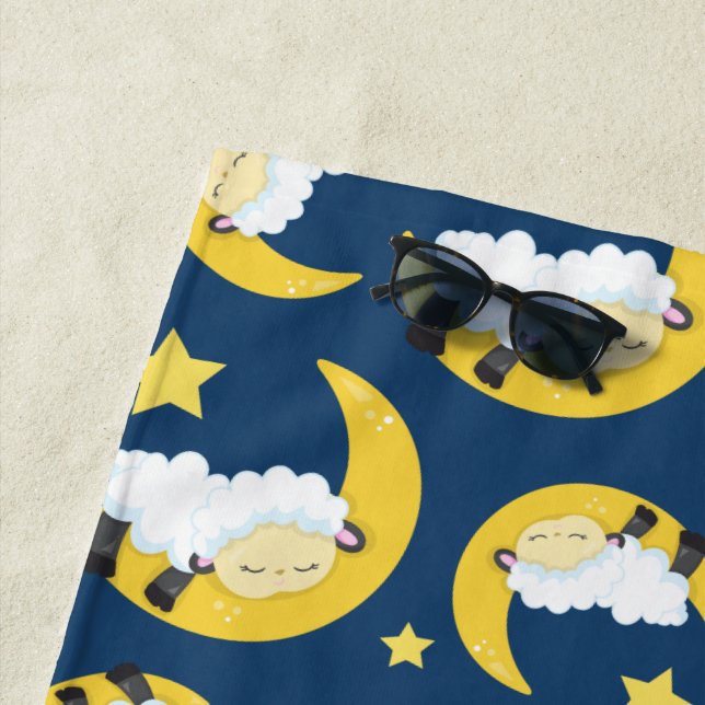 Serviette De Plage Motif mouton, Mouton couché, Lune, Étoiles (En situation)