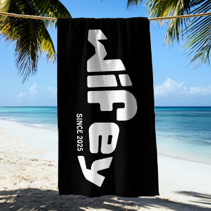 Serviette de plage noire et blanche pour mariée