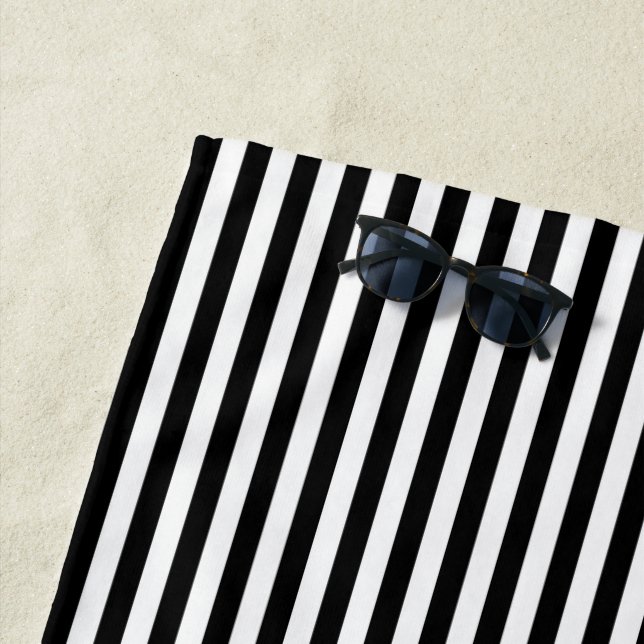 Serviette De Plage Rayures noires + blanches (En situation)