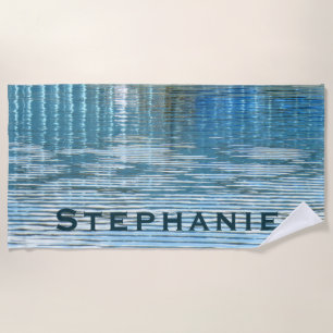 Serviette De Plage Réflexion Abstraite avec nom bleu