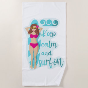 Serviette De Plage Restez calme et surf sur la brunette fille Carte