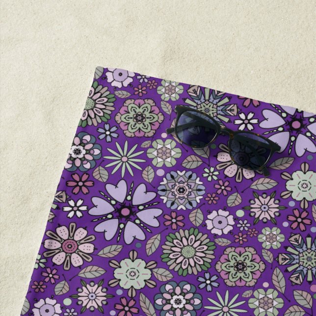 Serviette De Plage Retro Pastel Pink Purple Floral Seamless Pattern (En situation)
