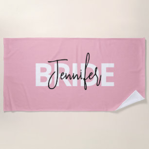 Serviette De Plage Typographie personnalisée de mariée rose