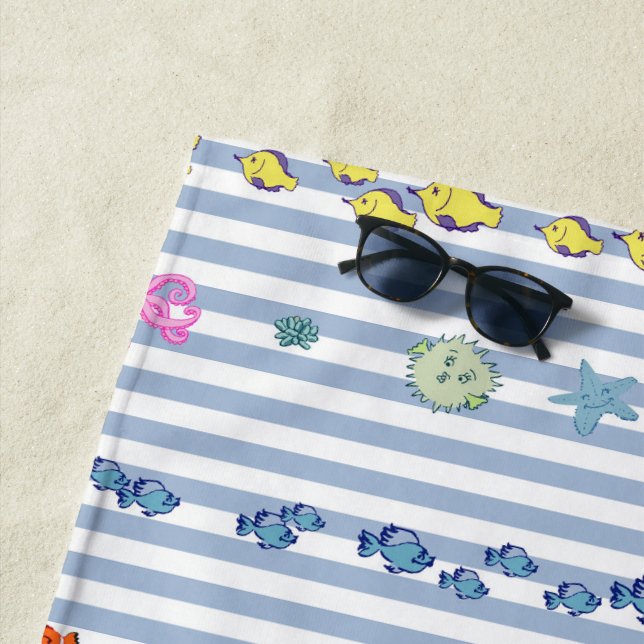 Serviette De Plage Under the sea with nautical stripes. Customisable (En situation)