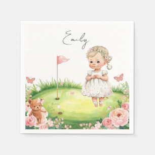 Serviette En Papier Bébé fille golfeuse sur le green de pratique