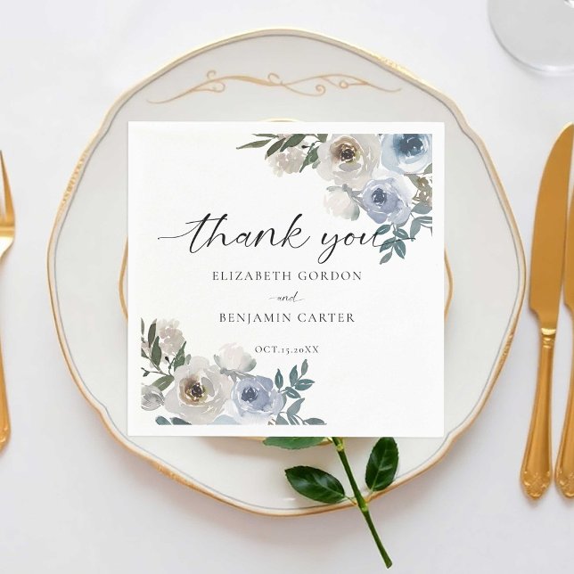 Serviette En Papier Bleu Dusty Mariage Floral Élégant Script Rustique (Créateur téléchargé)