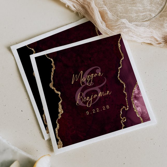 Serviette En Papier Burgundy Red Agate Gold Script Mariage (Créateur téléchargé)