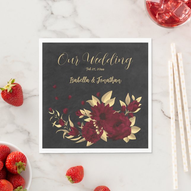 Serviette En Papier Chic bordeaux et or noir (En situation)