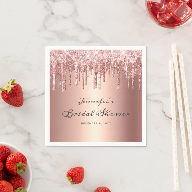 Serviette En Papier Chic Rose Gold Glitter Drips Écriture Fête de Mari (En situation)