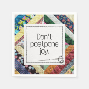 Serviette En Papier Citation Inspirationnelle sur une courtepointe art