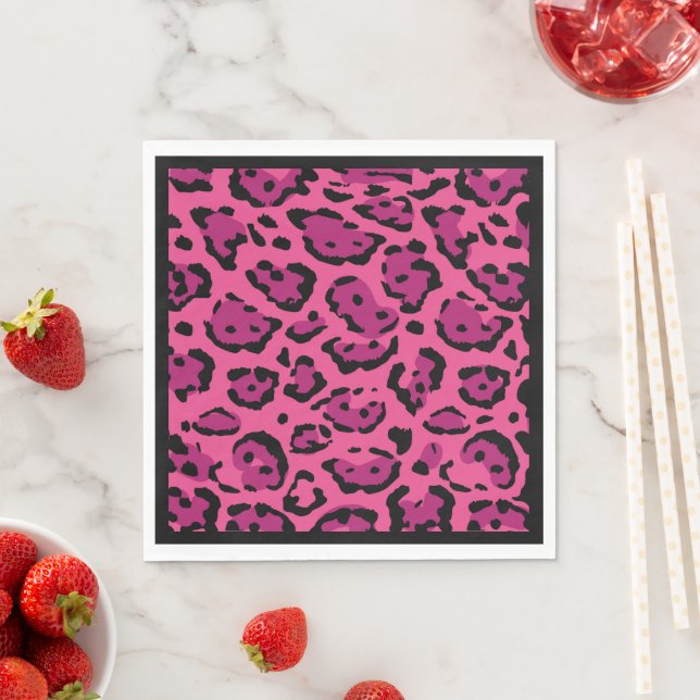 Serviette En Papier Déjeuner Empreinte de léopard rose chaud (En situation)