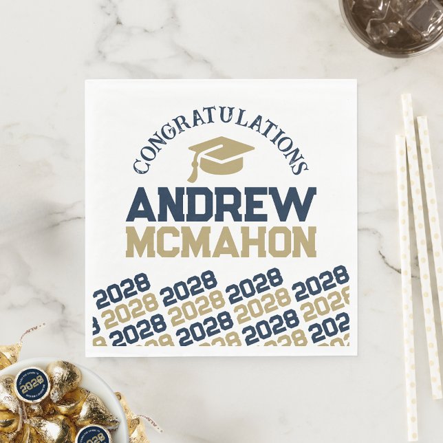 Serviette En Papier Document de la partie de graduation personnalisée  (Navy Blue, White and Taupe Gold Graduation Class Year Paper Napkins)