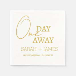 Serviette En Papier Élégant Gold Blanc Un Jour De Dîner De Répétition