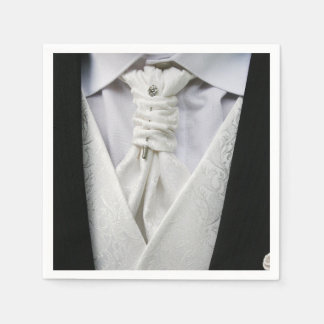 Serviette en papier élégante pour smoking de marié