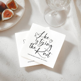 Serviette En Papier Elle Attache Le Nœud Cérémonie de Noces