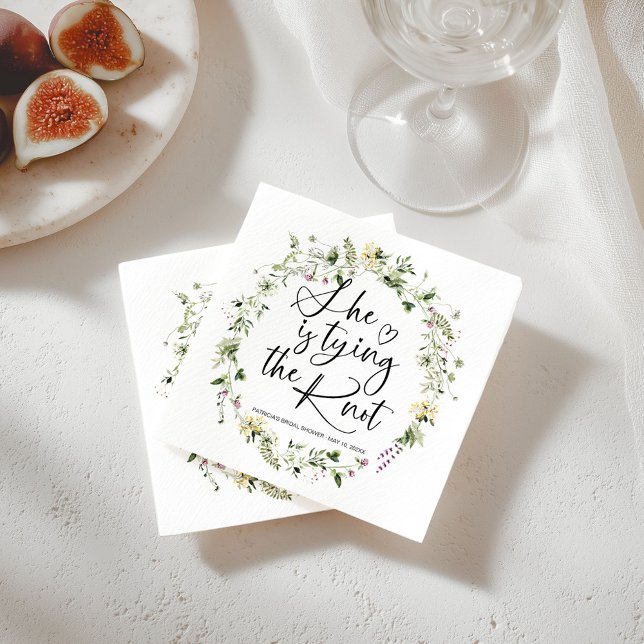 Serviette En Papier Elle Noue son Nœud Cérémonie de Mariée (Créateur téléchargé)