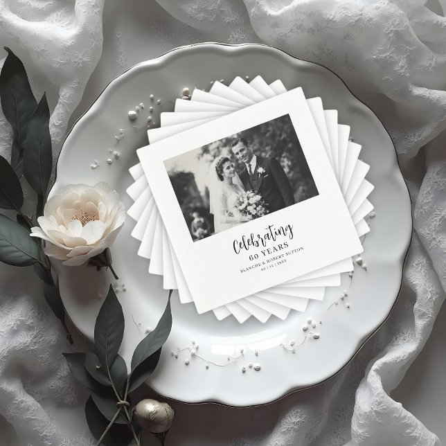 Serviette En Papier Exquisite Black White Elegant Wedding Anniversarie (Exquisite Black & White Elegant Wedding Anniversarie Photo Napkins.)
