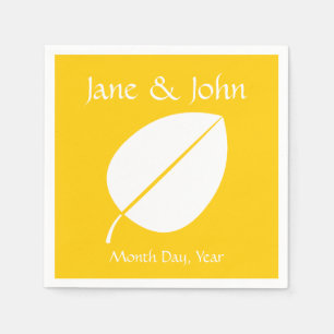 Serviette En Papier Feuilles d'automne dans les serviettes jaunes